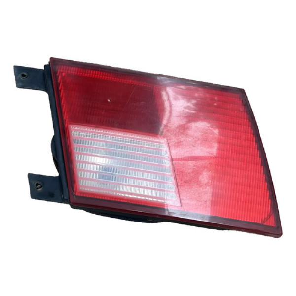 Lanterna Tampatraseira Esquerda Vw Santana 1999 2006